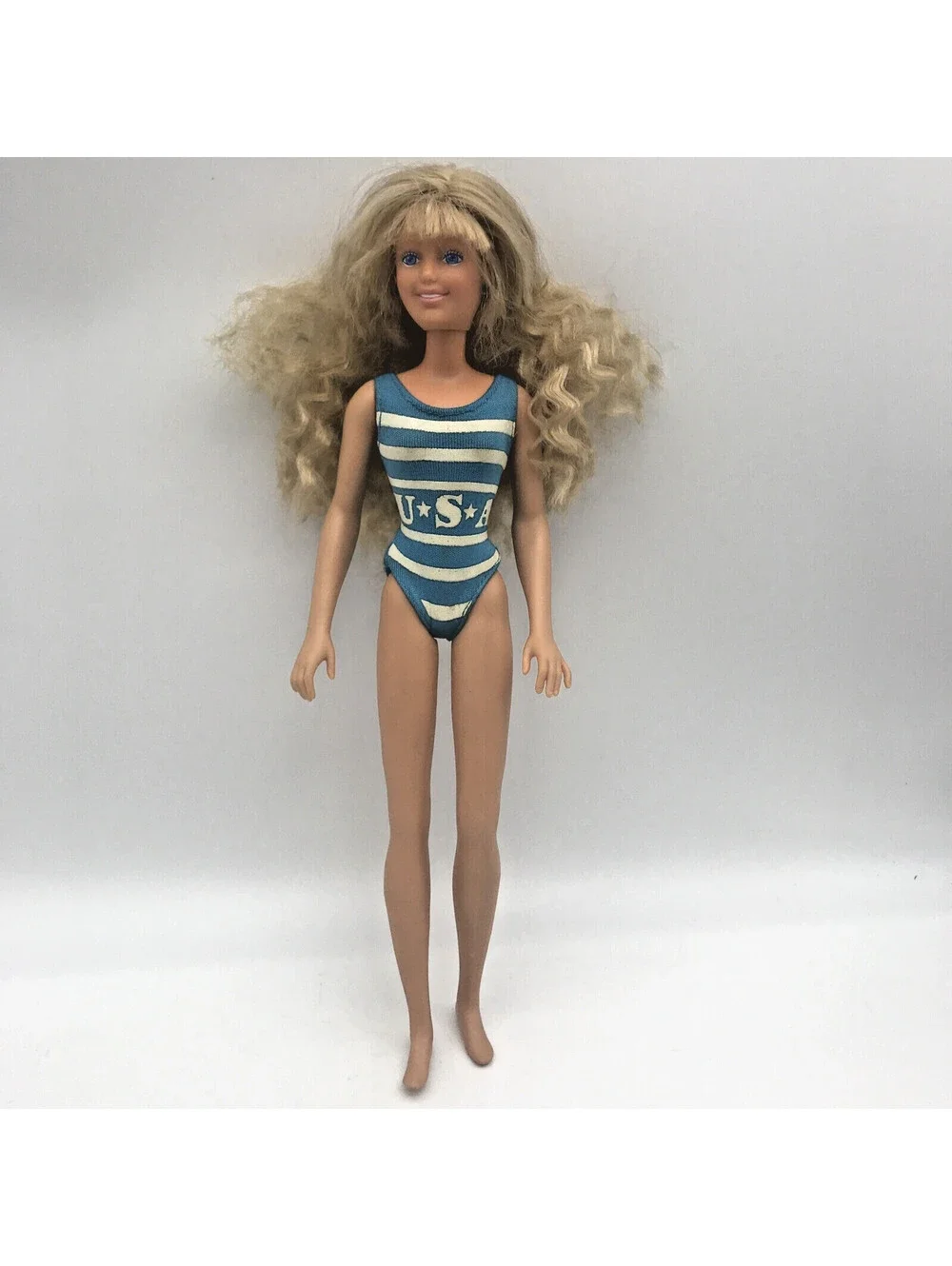 Vintage 1987 Hasbro Makin' Waves Maxie Beach Fashion Doll with Swimsuit Earrings